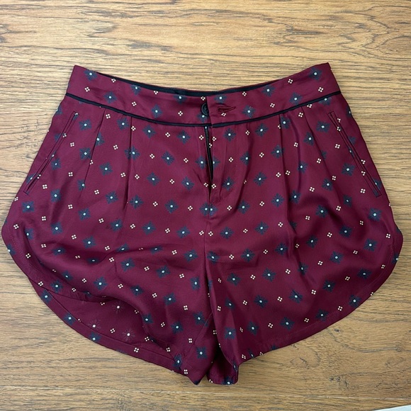 NWOT rag & bone | Shorts | Rag And Bone Burgundy Pleated Gabrielle Shorts - Picture 3 of 5